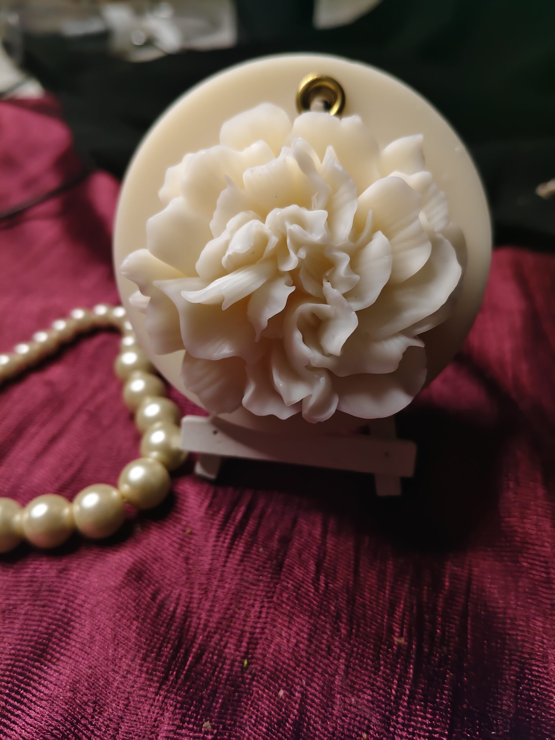 Love in White - Image 3